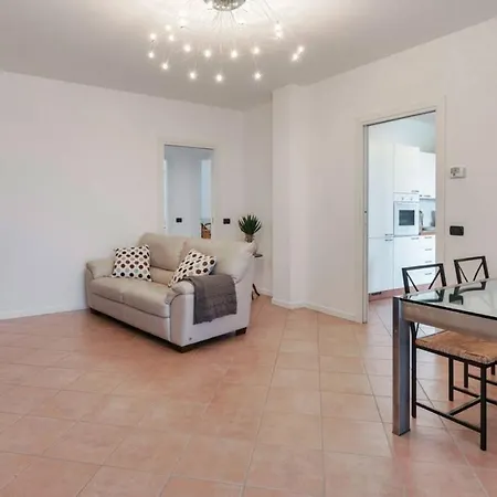 דירה Casa Bella - Pool Garden Parking